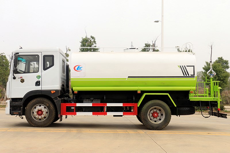 國六東風D9 12噸-14噸灑水車